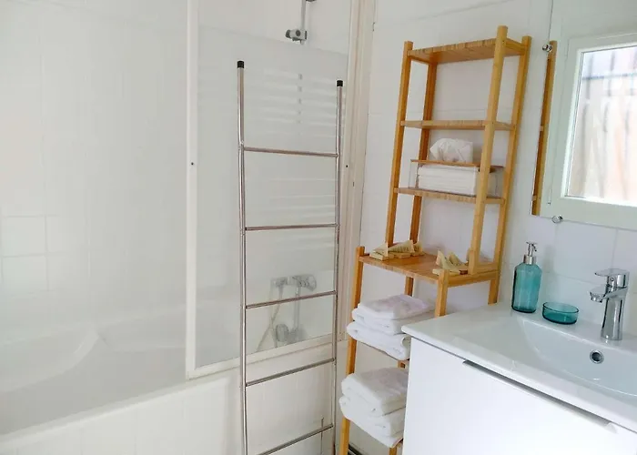 La Maison De Thuy - En Auvergne Gimeaux