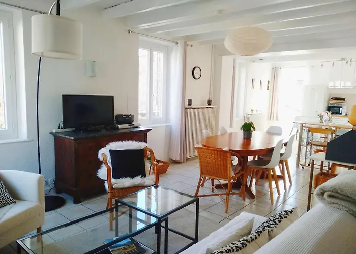 Casa vacanze La Maison De Thuy - En Auvergne Gimeaux