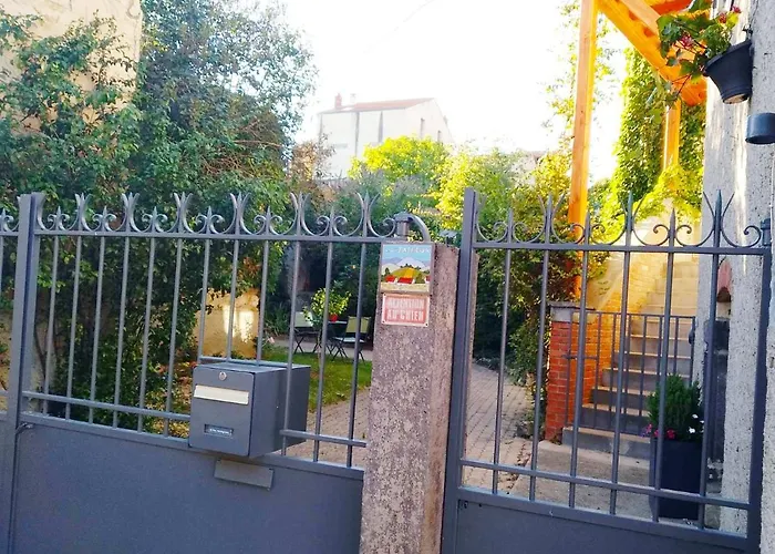 La Maison De Thuy - En Auvergne *